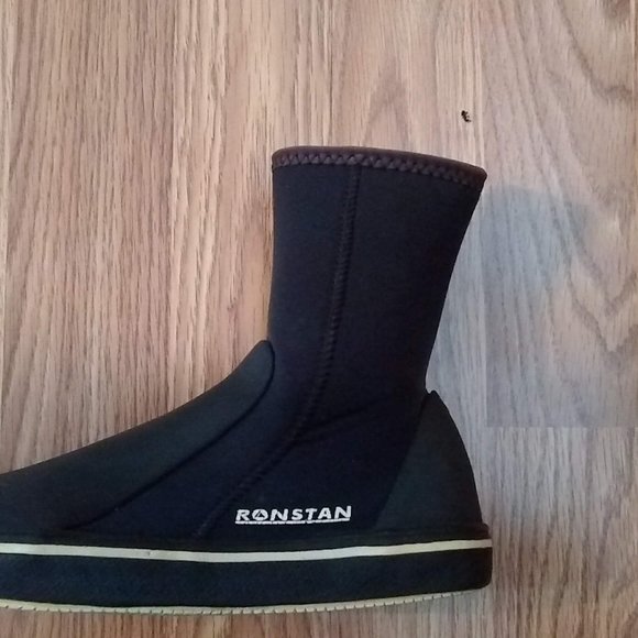 Used Ronstan women's sailing boots size 6 - Picture 2 of 10